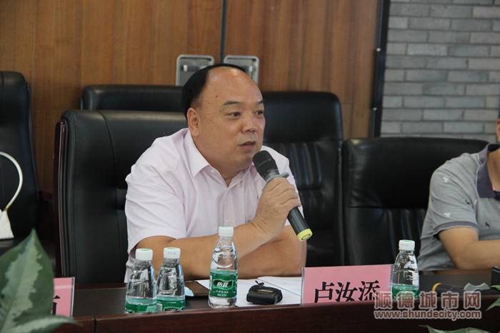 人大代表提建議.jpg