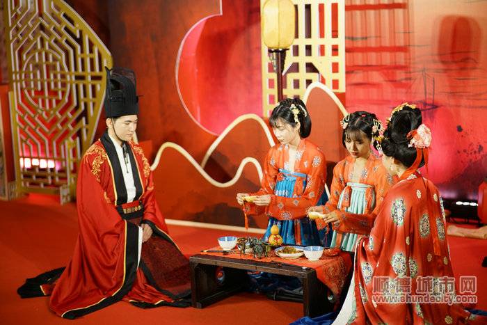 現場還設置了唐代婚俗文化互動體驗區.jpg