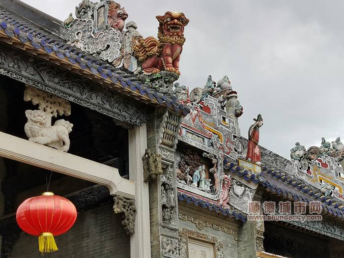 历史气息浓厚的陈家祠.jpg