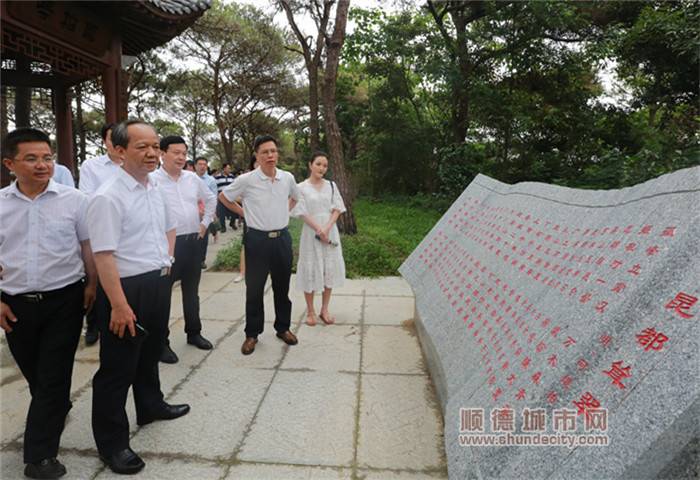 2020年5月22日，佛山市委副书记、顺德区委书记郭文海带队到昆都山·思贤滘片区调研三水的乡村振兴成果[1]_wps图片_副本.jpg