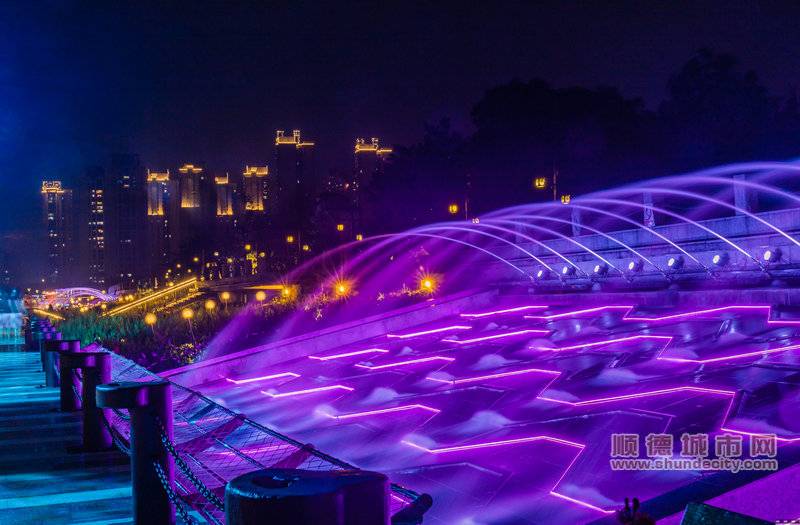 容桂德胜河南岸夜景.jpg